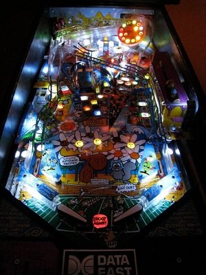 Adventures of Rocky and Bullwinkle and Friends Pinball Machine - Image 2