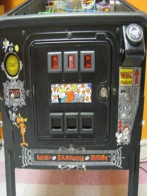Adventures of Rocky and Bullwinkle and Friends Pinball Machine - Image 3
