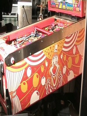 The Clown Pinball Machine - Image 4
