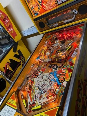 Pixtol Poker Alvine Pinball Machine
