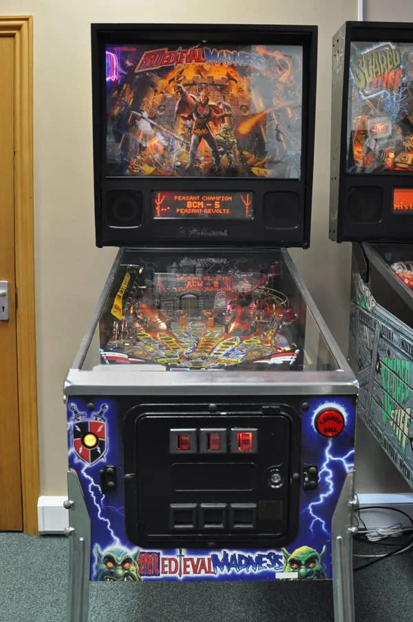 The Medieval Madness Pinball Machine 1997
