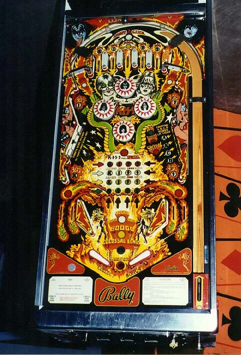 KISS Pinball Machine - Image 3