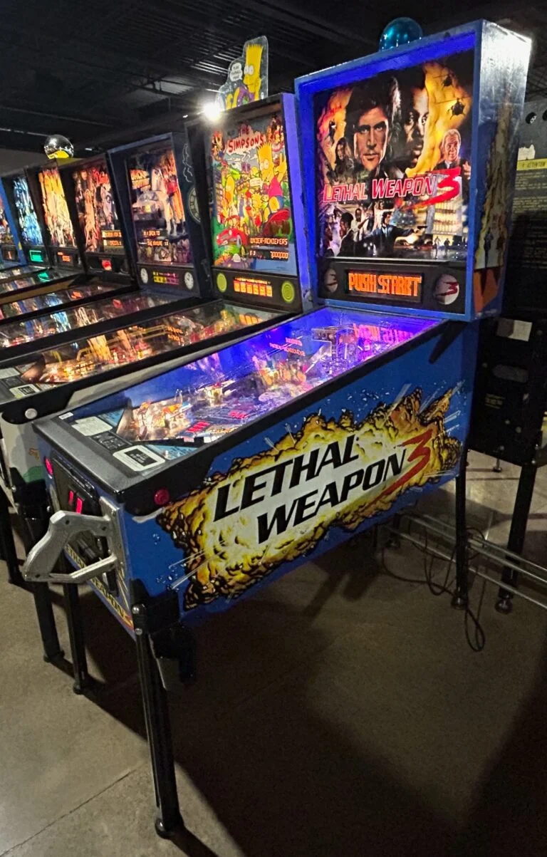 Lethal Weapon 3 pinball machine - Image 2