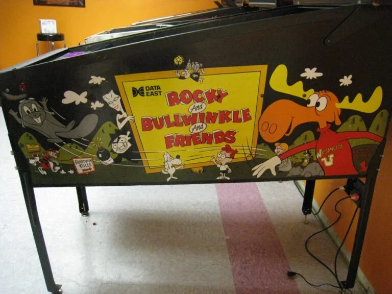 Adventures of Rocky and Bullwinkle and Friends Pinball Machine - Image 4