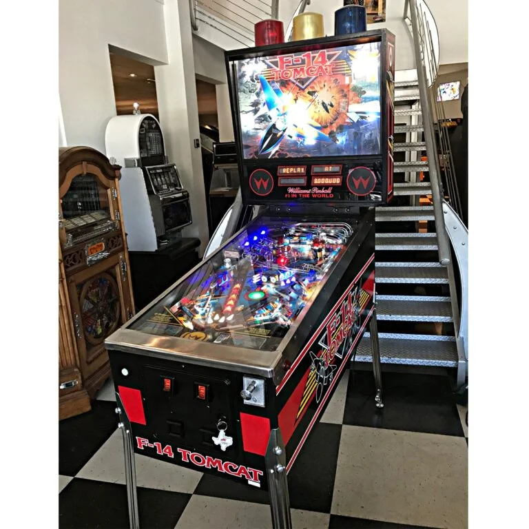 F-14 Tomcat is a pinball machine - Image 4