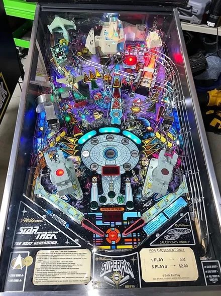 The Star Trek: The Next Generation pinball machine - Image 4