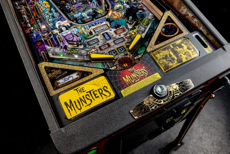 Munsters (Premium) Pinball Machine - Image 2